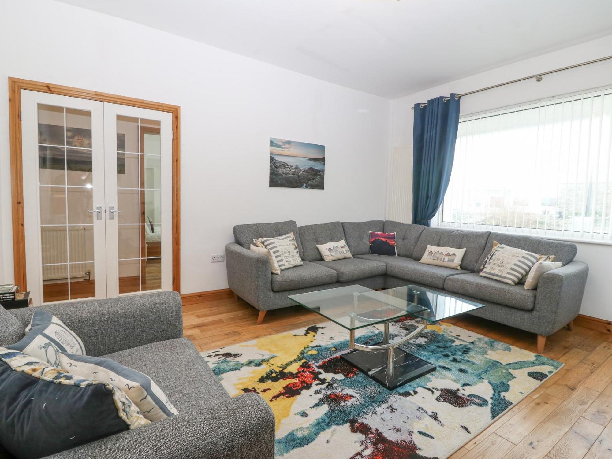 Villa Coed Llai à Holyhead Extérieur photo